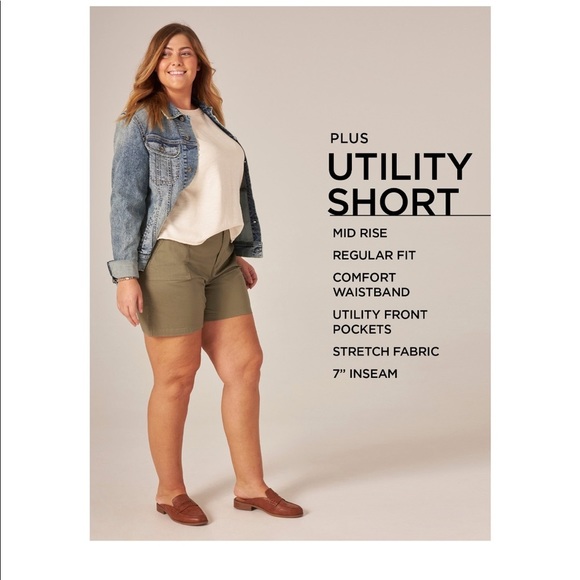 Lee Women's Plus Size7" Midrise Utility Short - Picture 7 of 8
